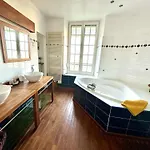 Holiday home Champagne Therapy Demeure De Charme Avec Piscine Et - 7